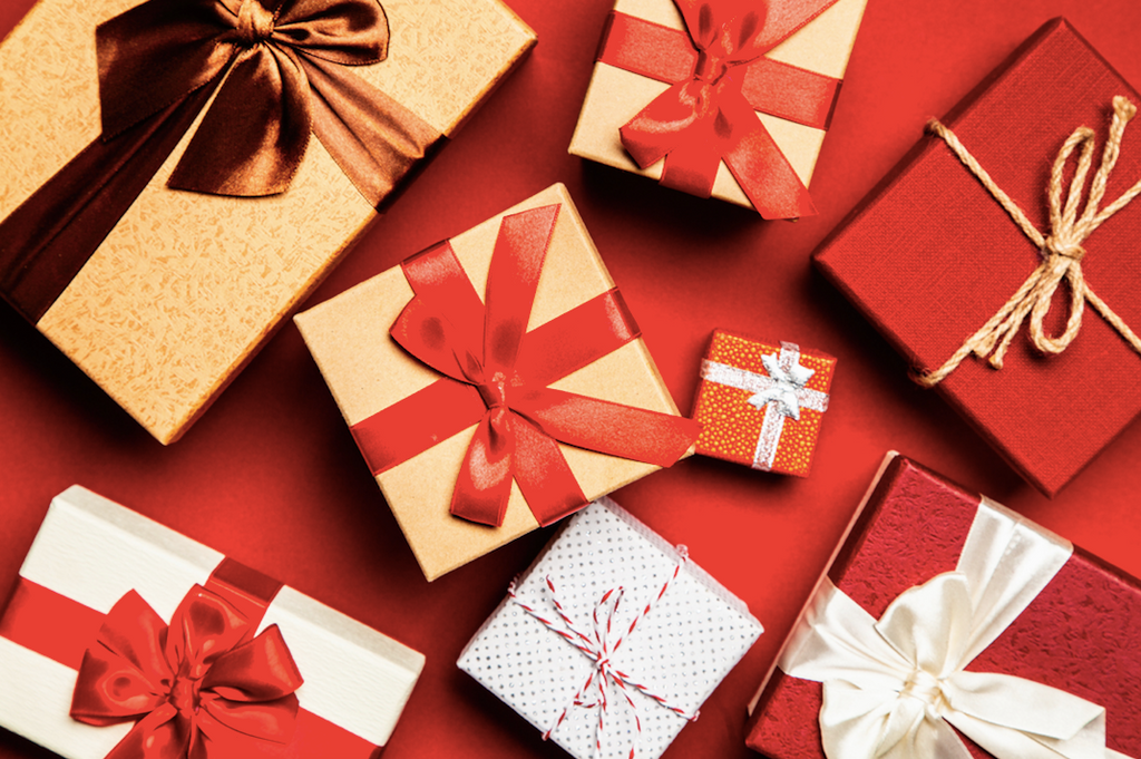 Fabrics and Home's Interior Decorating Gift Guide Fabrics and Home